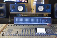 Eiszeit Studio, Mischpult, Boxen, Meterbridge